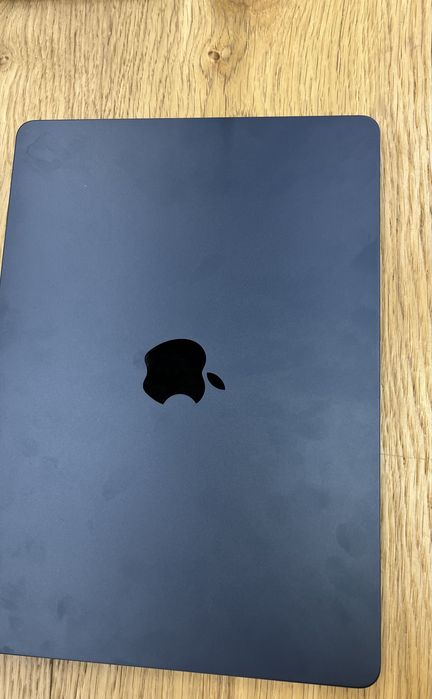 Macbook air 8/256