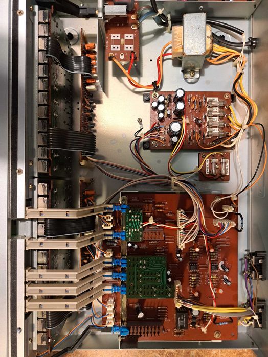 Egalizator AKAI EAG 90