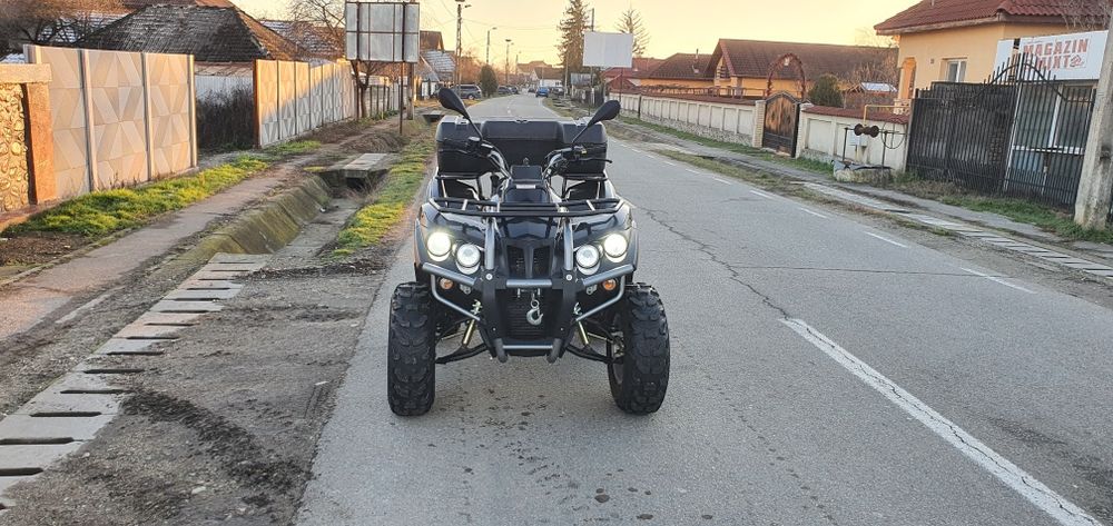 Triton outback 300cc automat