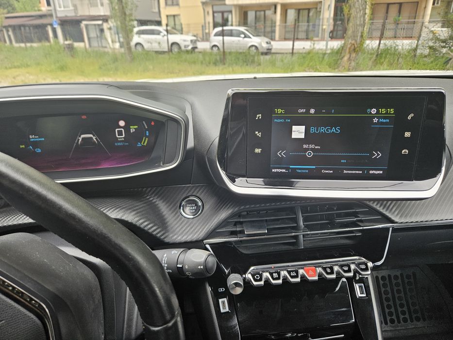 Peugeot e 2008 Allure