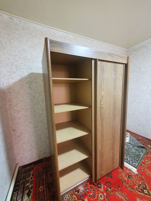 Kupeyniy Shifoner Germanskiy