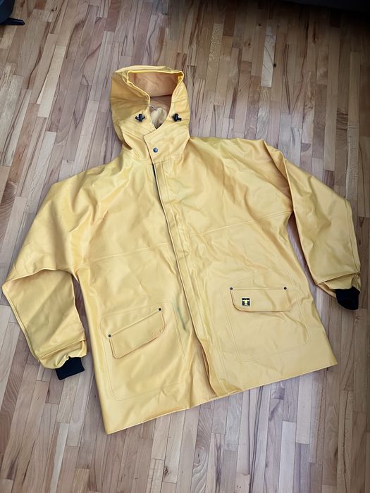 Paco Rabanne дъждобран L размер жълт