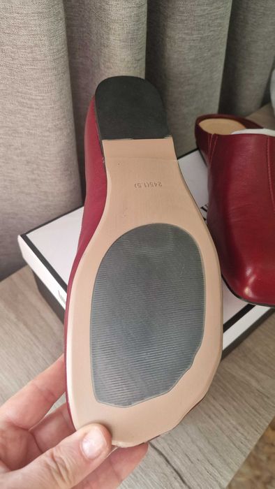 Продам новые кожаные мюли