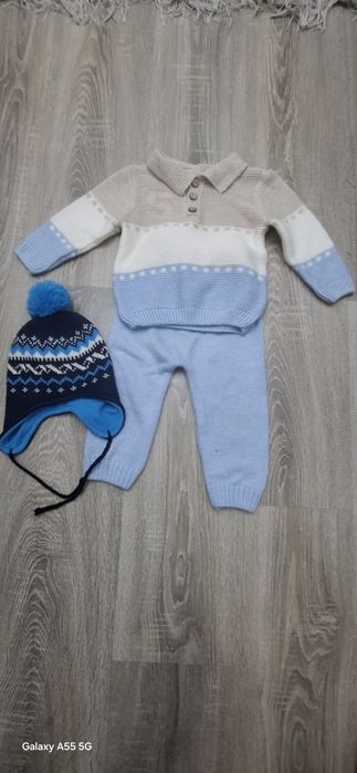 Продам детский тёплый костюм.