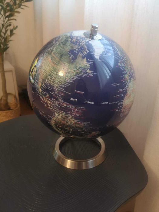Луксозен глобус 25 см – стилен, образователен, декоративен