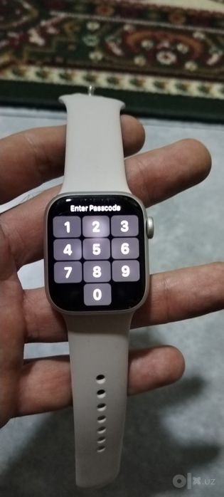 Продам Apple Watch series 7 41mm