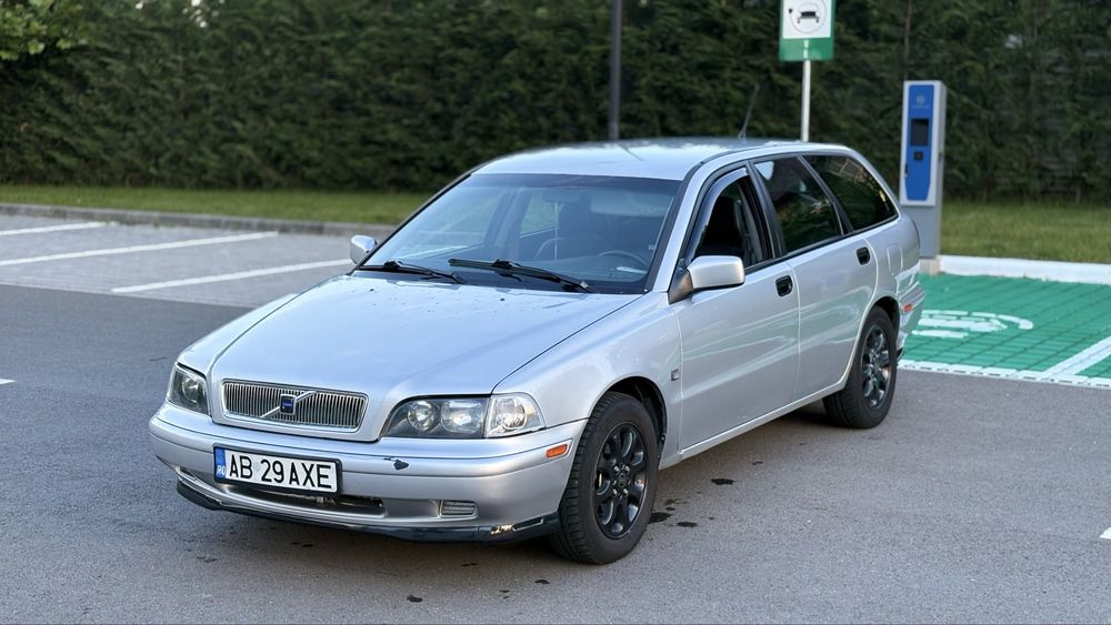 Volvo v40 1.9d revopsit/plafon instelat