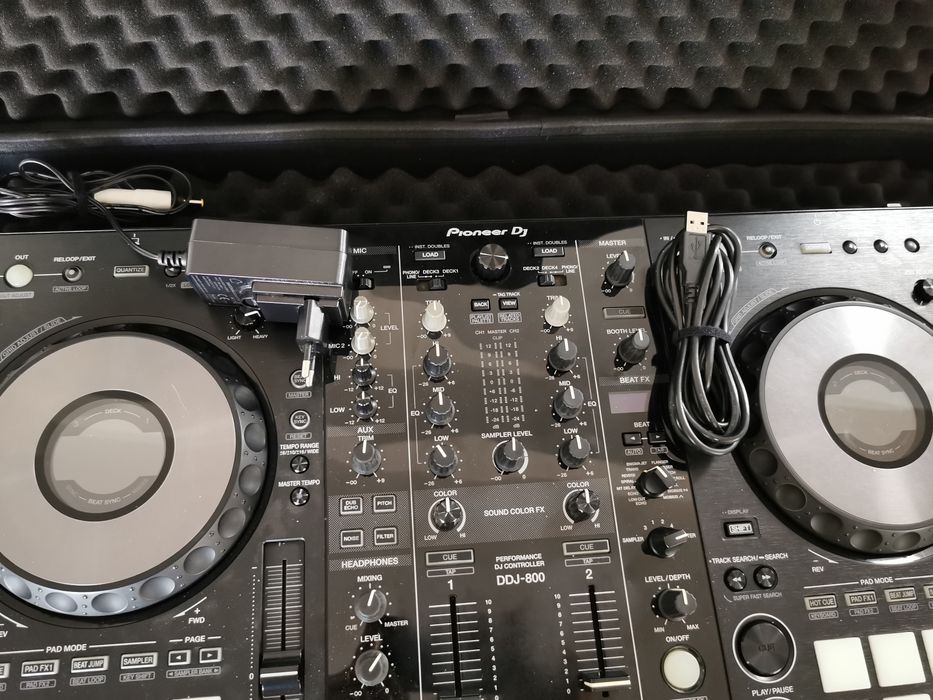 Închiriere, Închiriez consolă DJ Pioneer DDJ 800 ofer și sonorizare