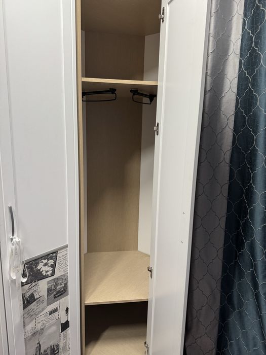 Шкаф угловой белый