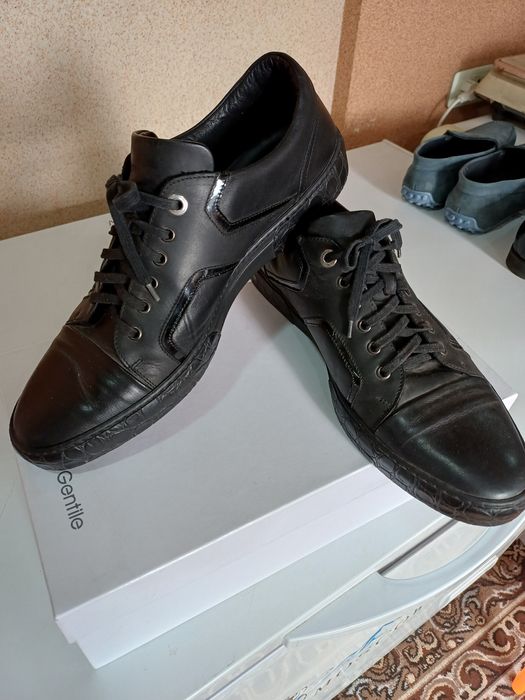 Продаётся кеды-туфли