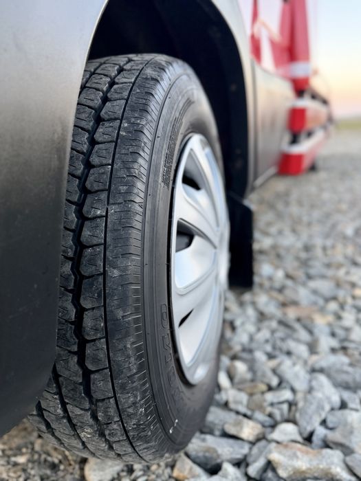 Iveco Daily 2018 35s18 Autoplatforma platforma auto Cash/Rate Avans0