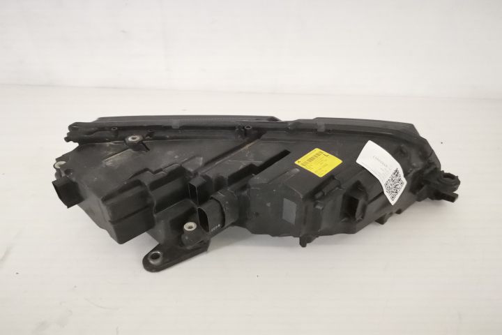 Фар Ляв Оригинален Лед Авариран Шкода Октавия 3 [фейслифт] Ляв преден