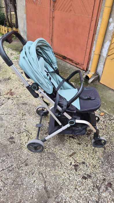 Лятна количка Chipolino - Twister, 360°, пастелно зелена