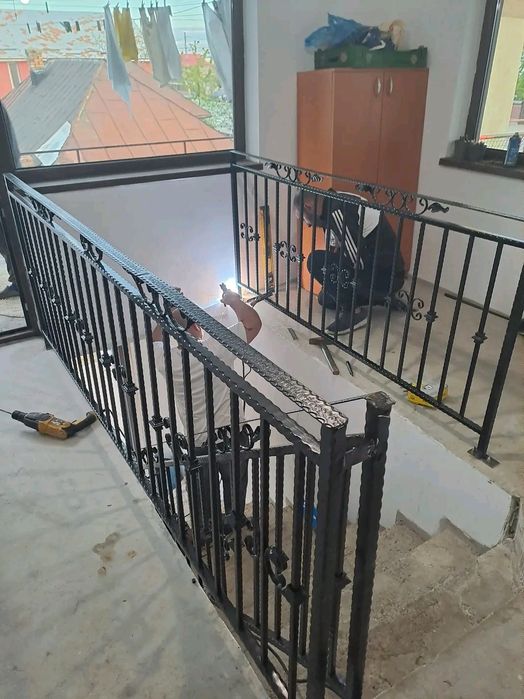 Balustrade și mana curenta din fier forjat