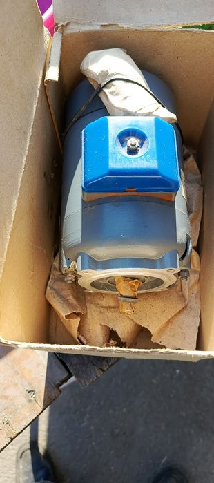 Продам электро двигатель 3кв  1500 об/ми