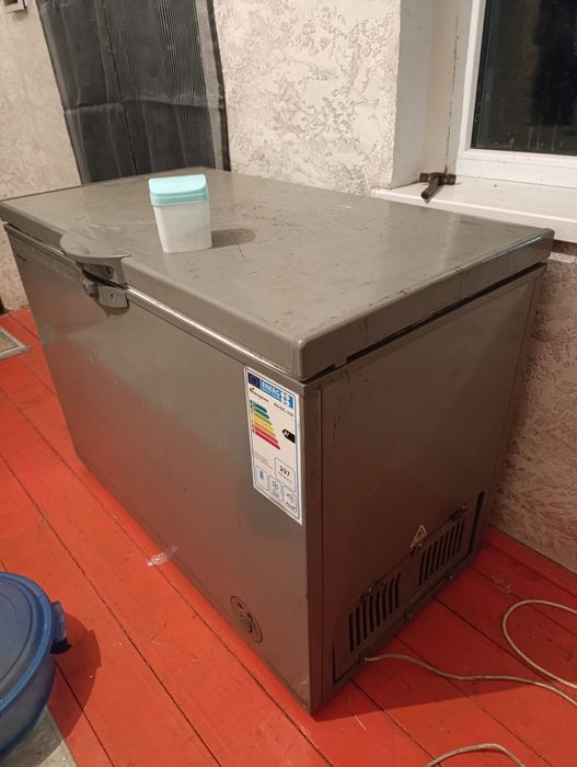 Морозилник 350л сатылады