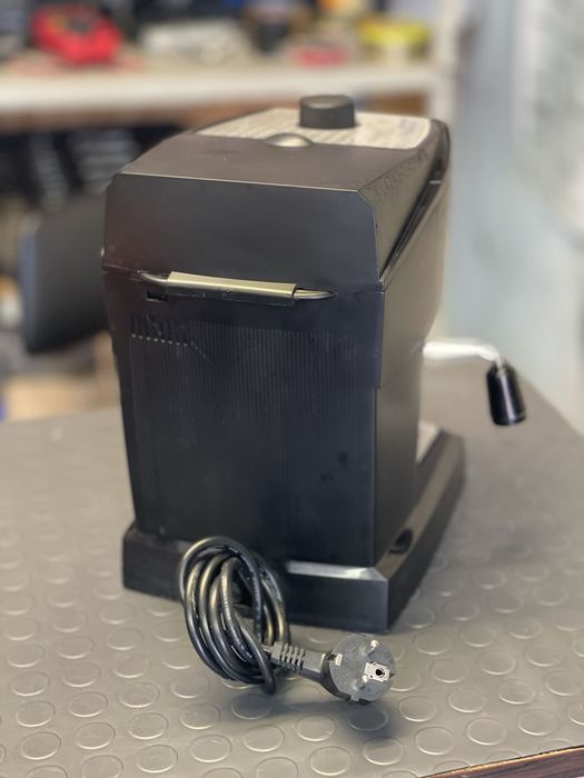 Сервизирана Еспресо Кафемашина DeLonghi EC152.CD - 6 месеца гаранция !