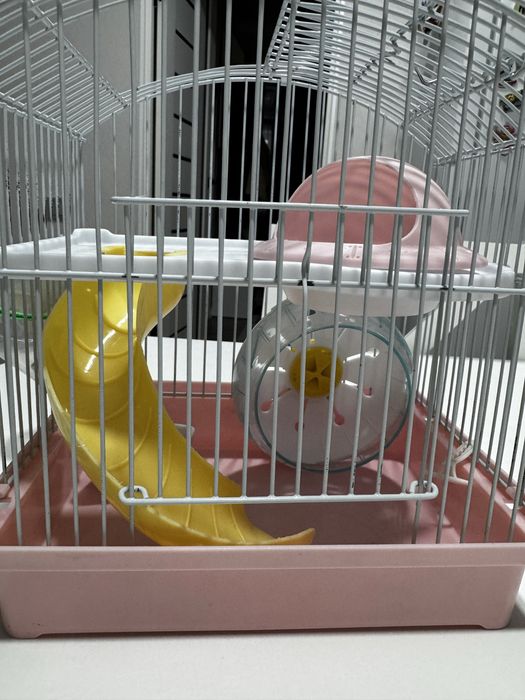 Клетку продам для хомяка