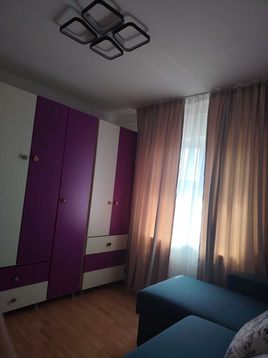 Inchiriez apartament 3 camere Micalaca str. Voinicilor