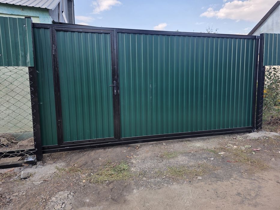 Навес ворота двери лестницы