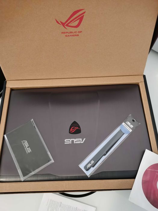 Gamming nou ASUS Republic Of Gammers NOTEBOOK PC GAMMING