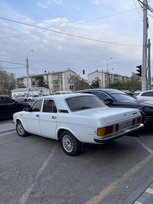 Газ волга 3102..