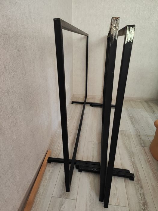 Вещелки для одежды в магазине в хорошем качестве стоит того