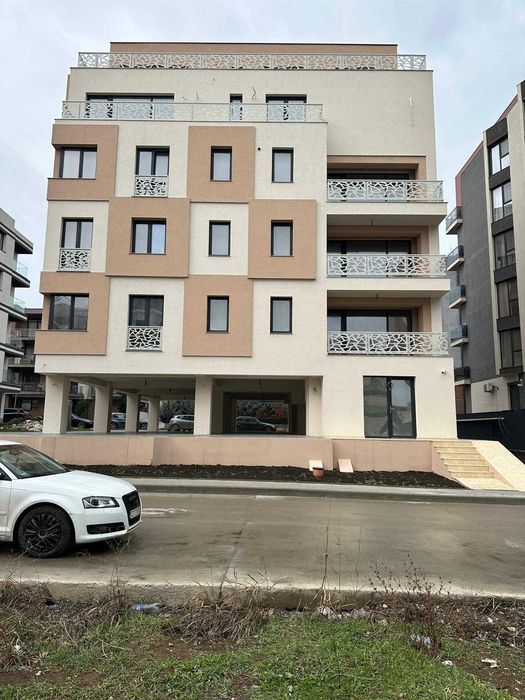 Apartament 3 camere, 86 mp, decomandat Tomis Plus + loc de parcare