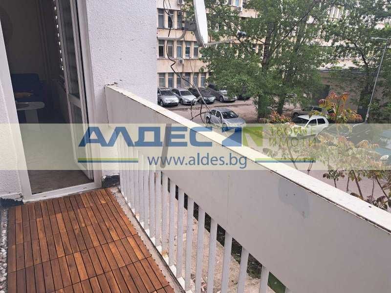 Дава се под наем Двустаен апартамент в София, Банишора - 50 кв.м за 500 € - Снимка #11