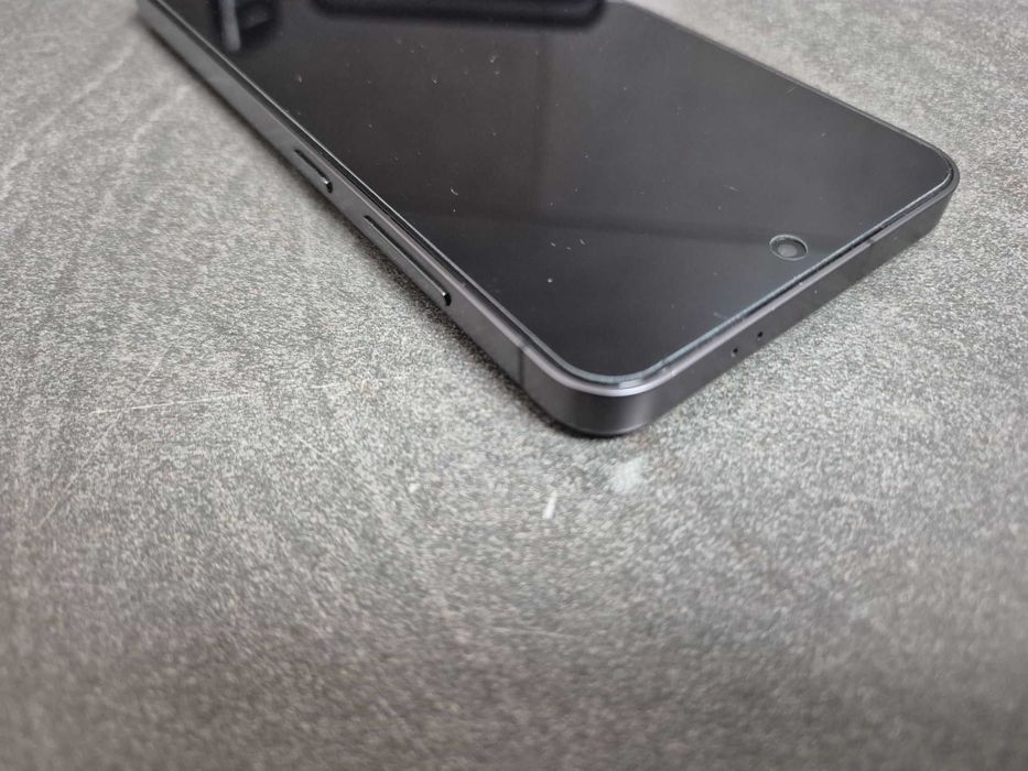 Samsung S24 Dual sim 128Gb 8Gb ram