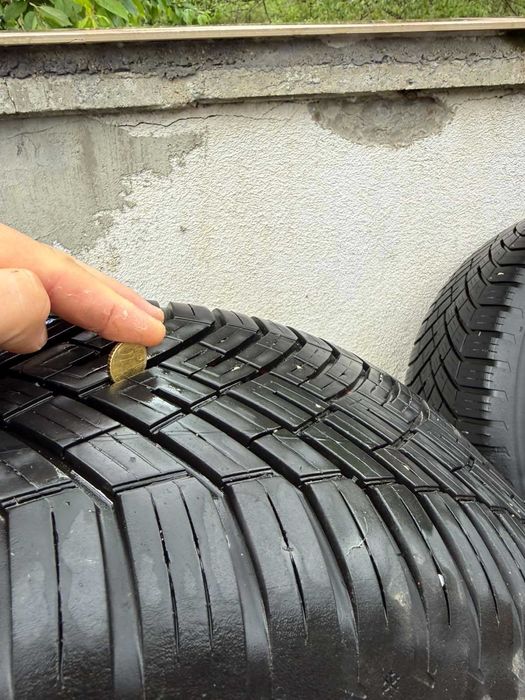 Всесезонни гуми 235/60R18 Continental AllSeason Contact 2 - dot 4723