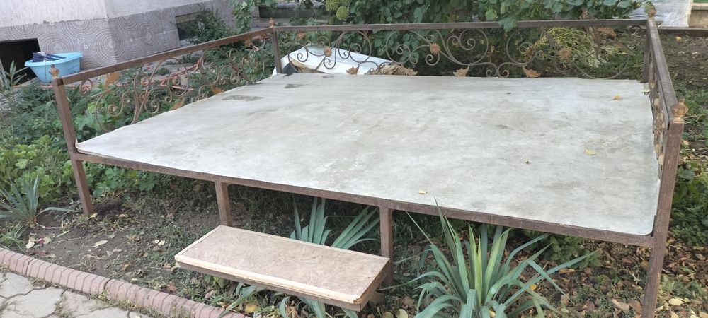 Тапчан, бесетка 2.85*2