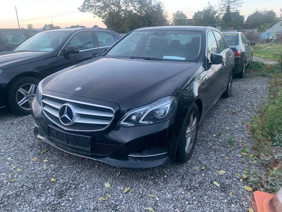 MERCEDES-BENZ E-Class 2015