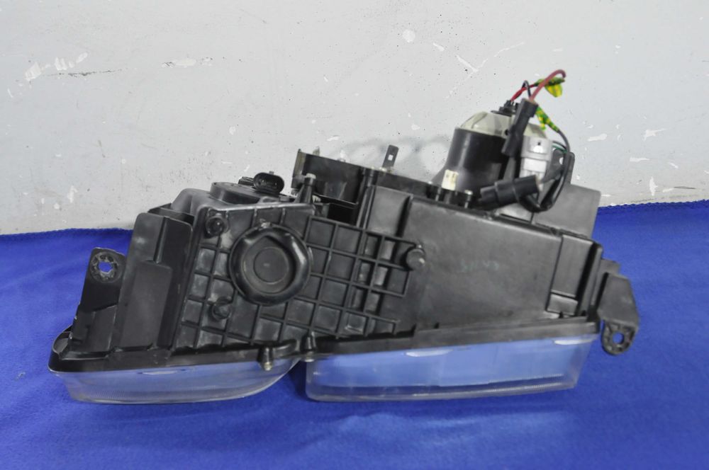 Фара Lexus Lx470 правая