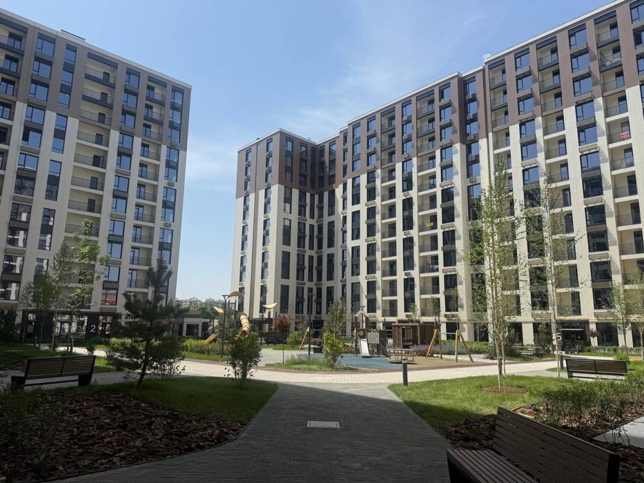 Продается NRG Jomiy бизнес класс