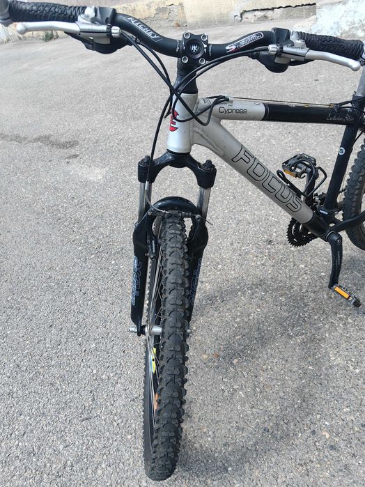 Vand bicicleta focus  adulți