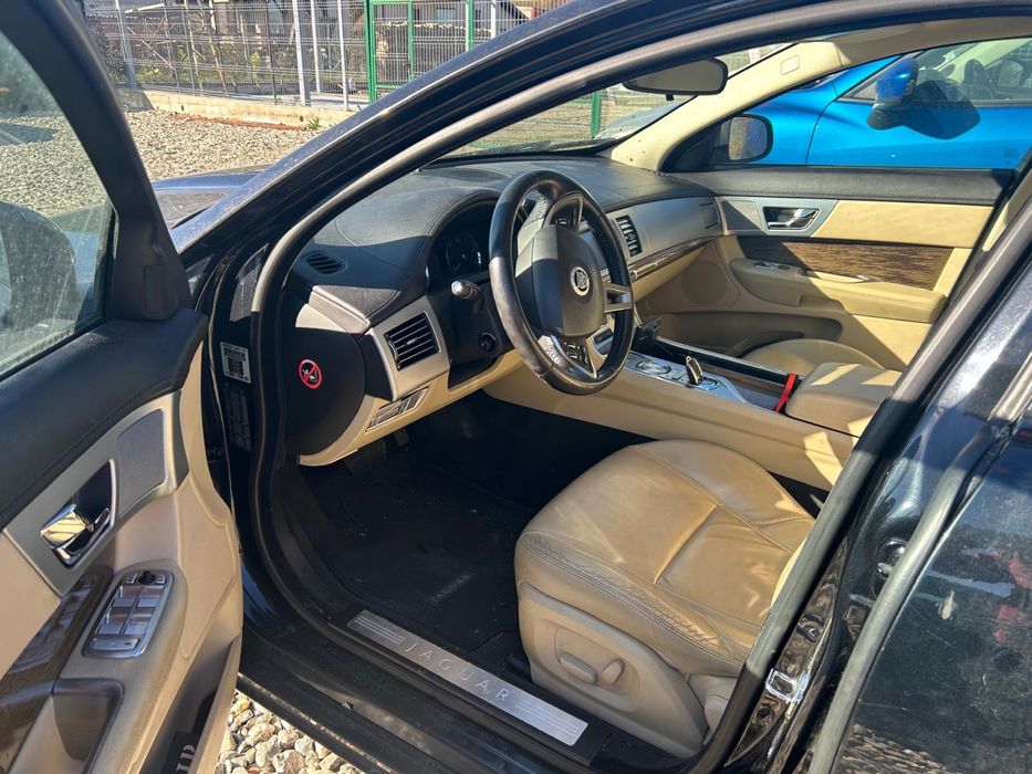 JAGUAR XF S 3.0 V8 Bi-Turbo 275CP 2012 160000km