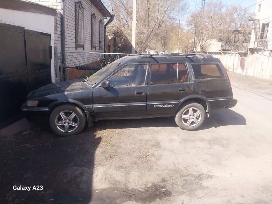 Продам тойота кариб