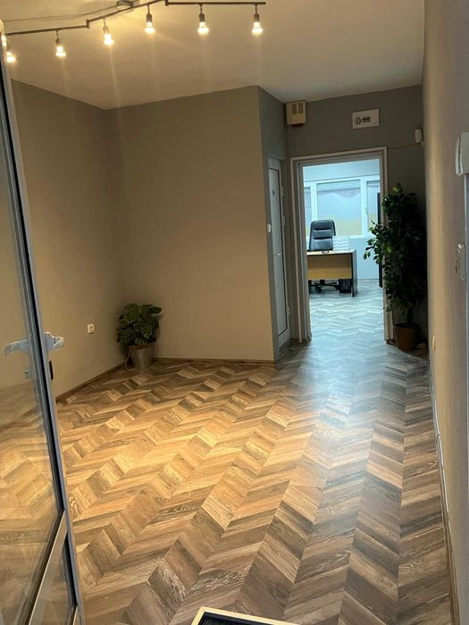 Дава се под наем Офис в Варна, Чаталджа - 50 кв.м за 484.5 € - Снимка #2