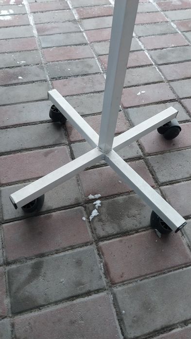 Медицинский штатив