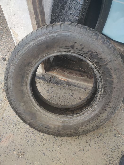 Продам Зимние пару шин