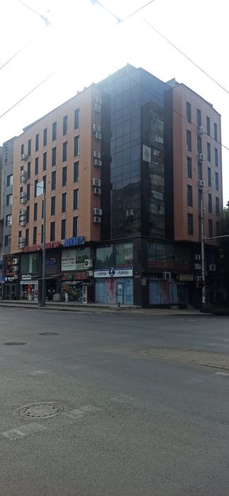 Подземно паркомясто под наем в централната част на град Стара Загора.