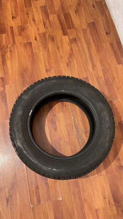 Продаю шины 215/60 r16