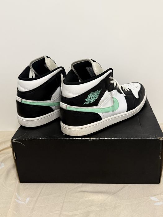 Vand adidasi jordan 1 mid originali