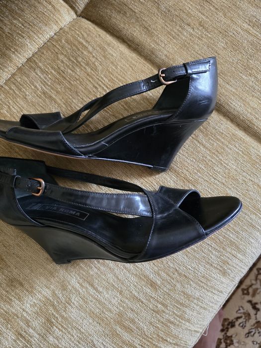 Италиански  обувки от естествена кожа  на Via Roma