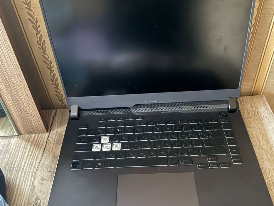 Asus rog strix игровый ноутбук