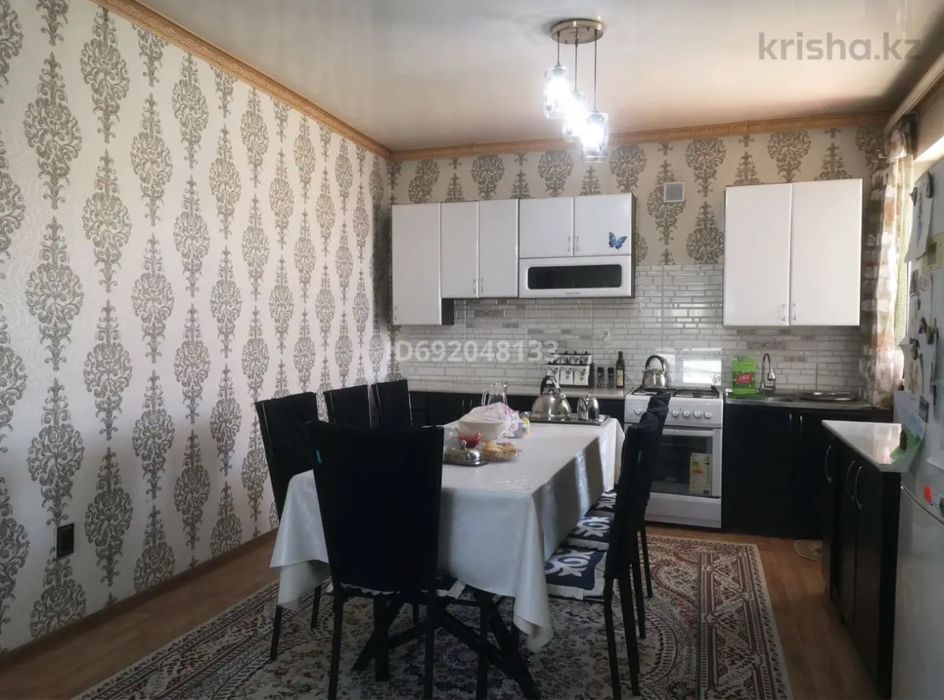 Дом в дачном массиве Жомарт