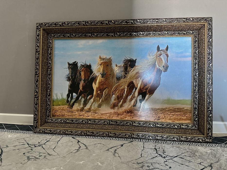 продаю картину лошади