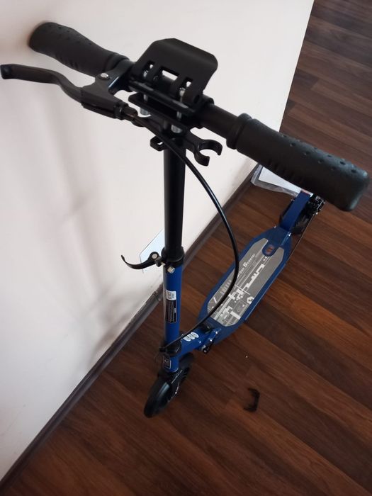 Trotineta adulti. 2 amortizoare. Frana de mana pe disc. 100 kg. Noua!