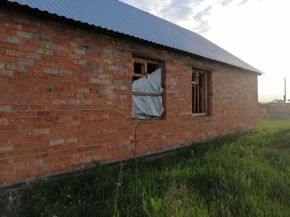 Продам щитовой дом на разбор 12м*10м